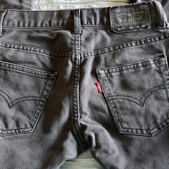 Boys Levi’s gray corduroy five 1110 regular skinny jeans - Picture 4 of 6